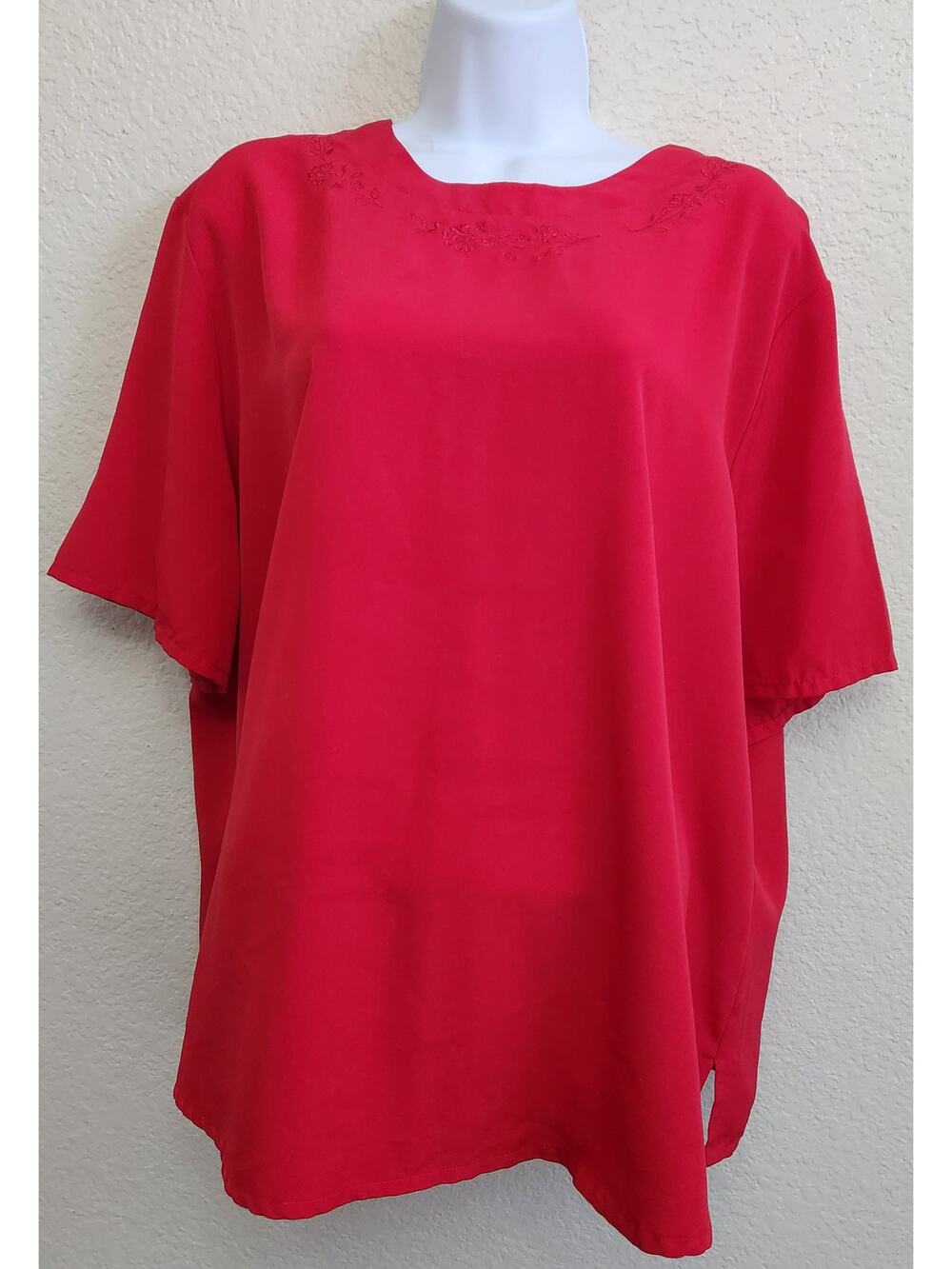 Modern Essentials Red Embroidered Neckline Top 20W Plus Lightweight Soft Flowy